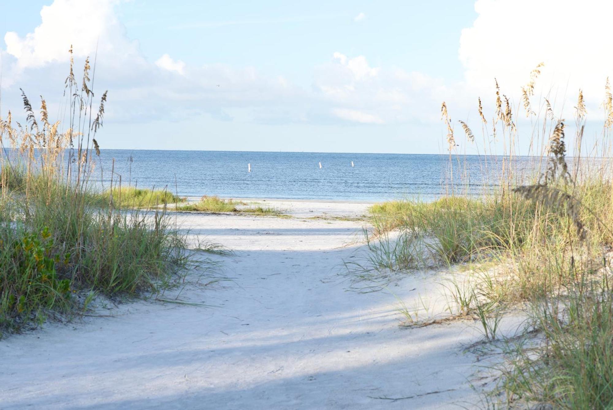 Funky Conch By Sun Palace Vacations Fort Myers Beach Exterior foto