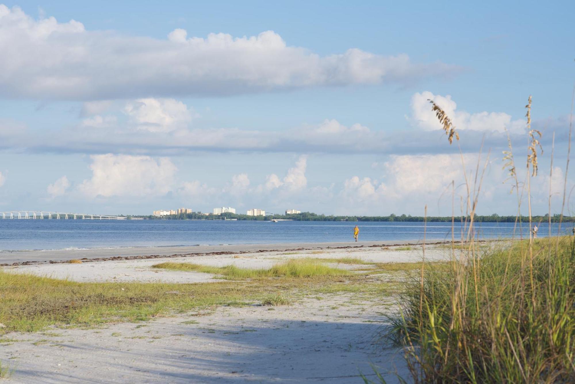 Funky Conch By Sun Palace Vacations Fort Myers Beach Exterior foto